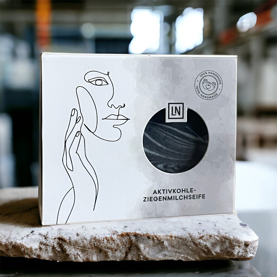 LaNaturel HandMade Aktif Karbonlu Keçi Sütü Sabunu 110g - Lanaturel